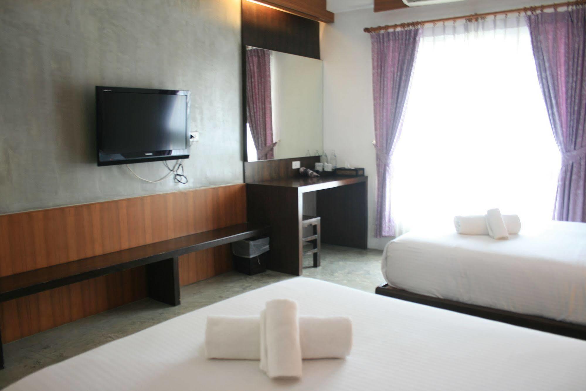 Baan Ing Ping Hotel Chiang Mai Ngoại thất bức ảnh